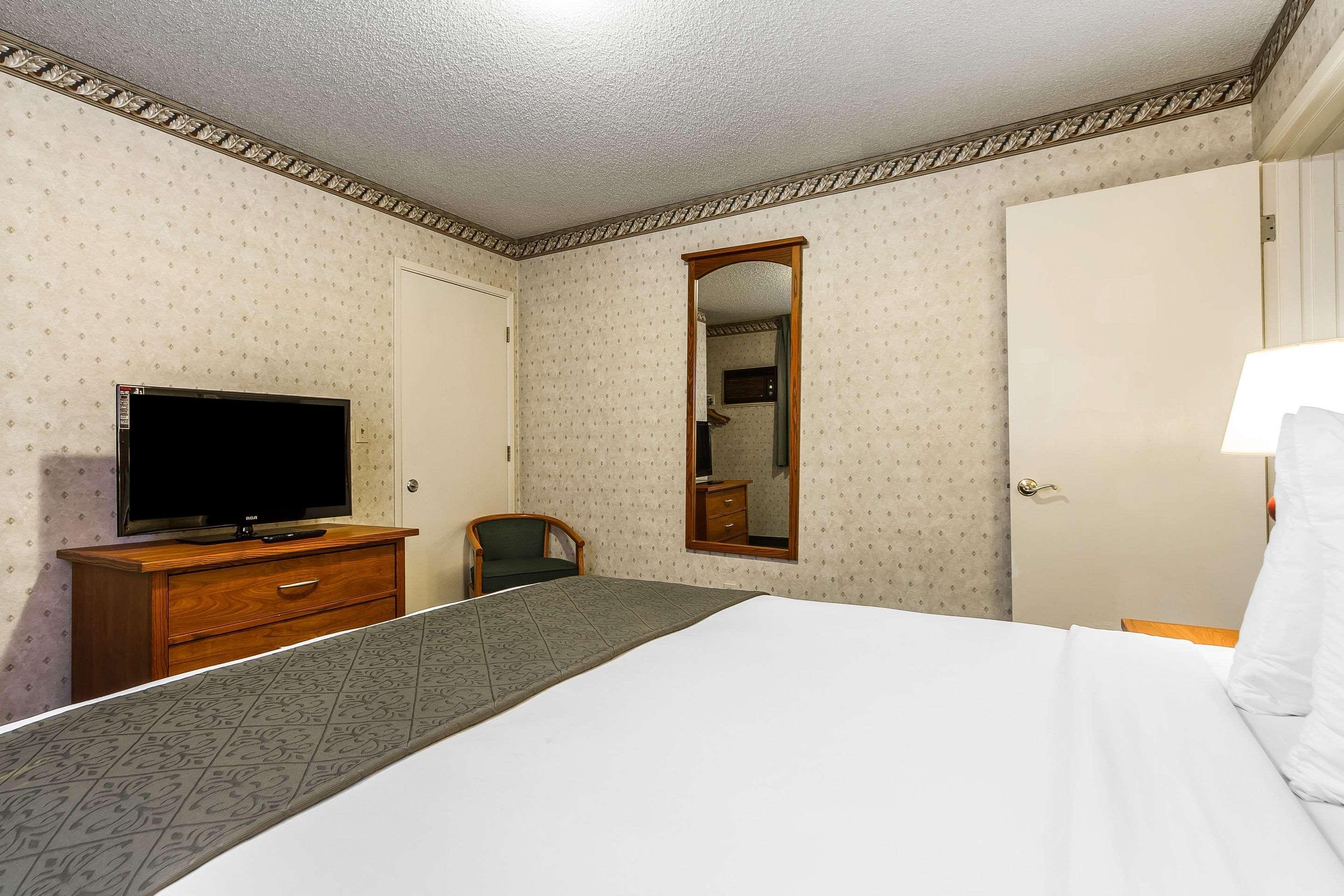 Quality Inn & Suites Silicon Valley Santa Clara Exterior foto