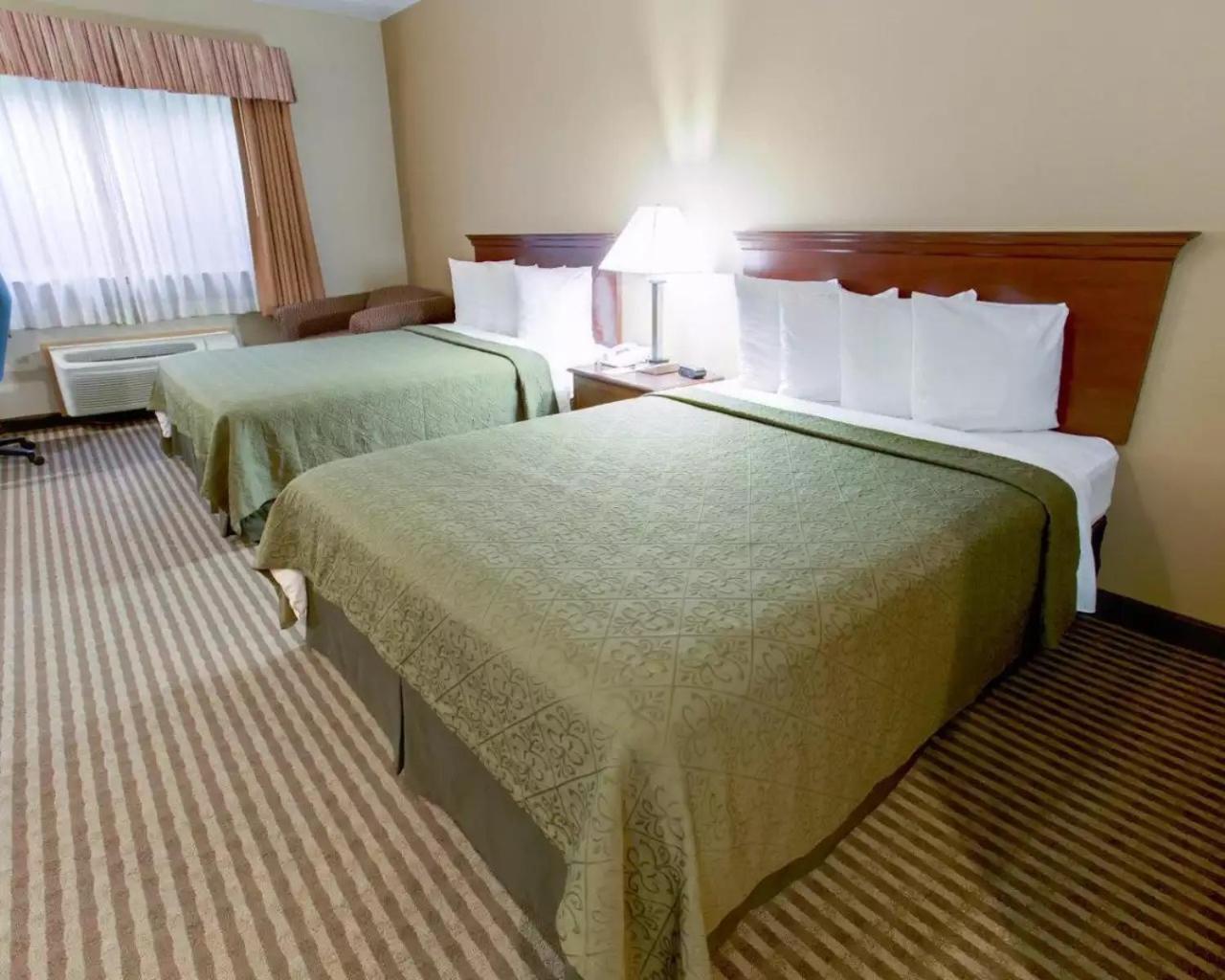Quality Inn & Suites Silicon Valley Santa Clara Exterior foto